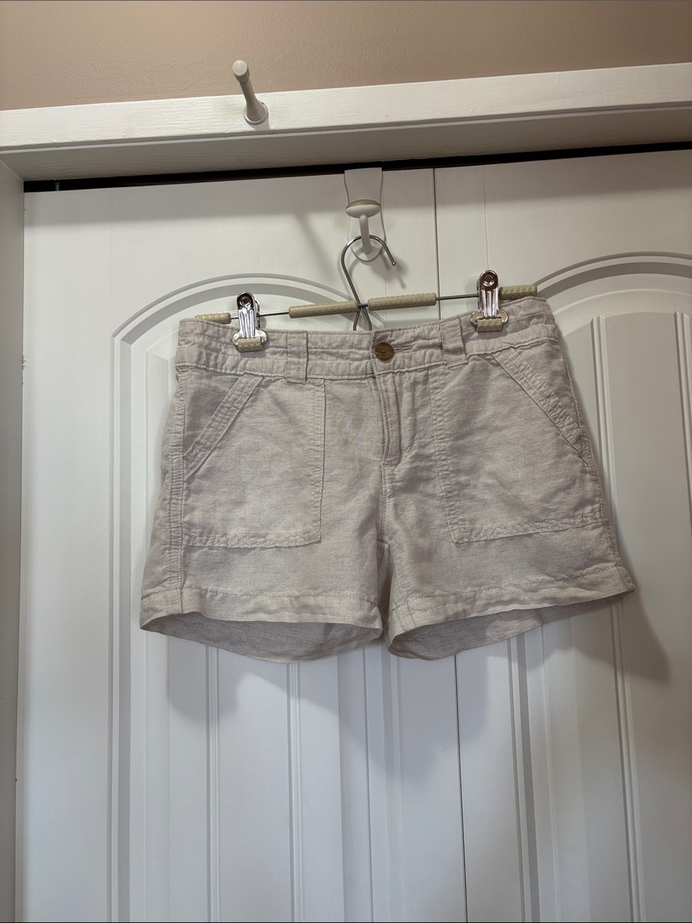Banana Republic Light Beige High-Waist Linen-Blend Shorts